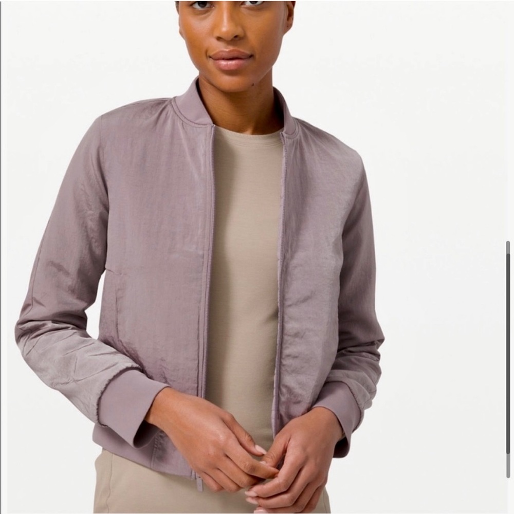 ✨Lululemon Athletica Serene Travels Reversible Bomber Jacket Size 12 - Picture 4 of 13
